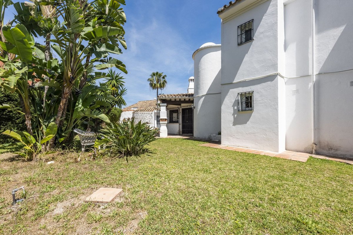3 Bed Detached Villa in Atalaya