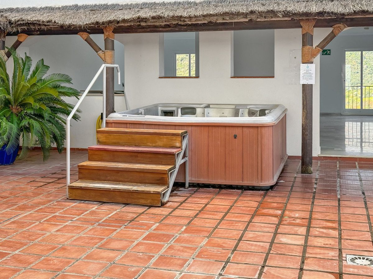 2 Bed Penthouse Duplex in Estepona