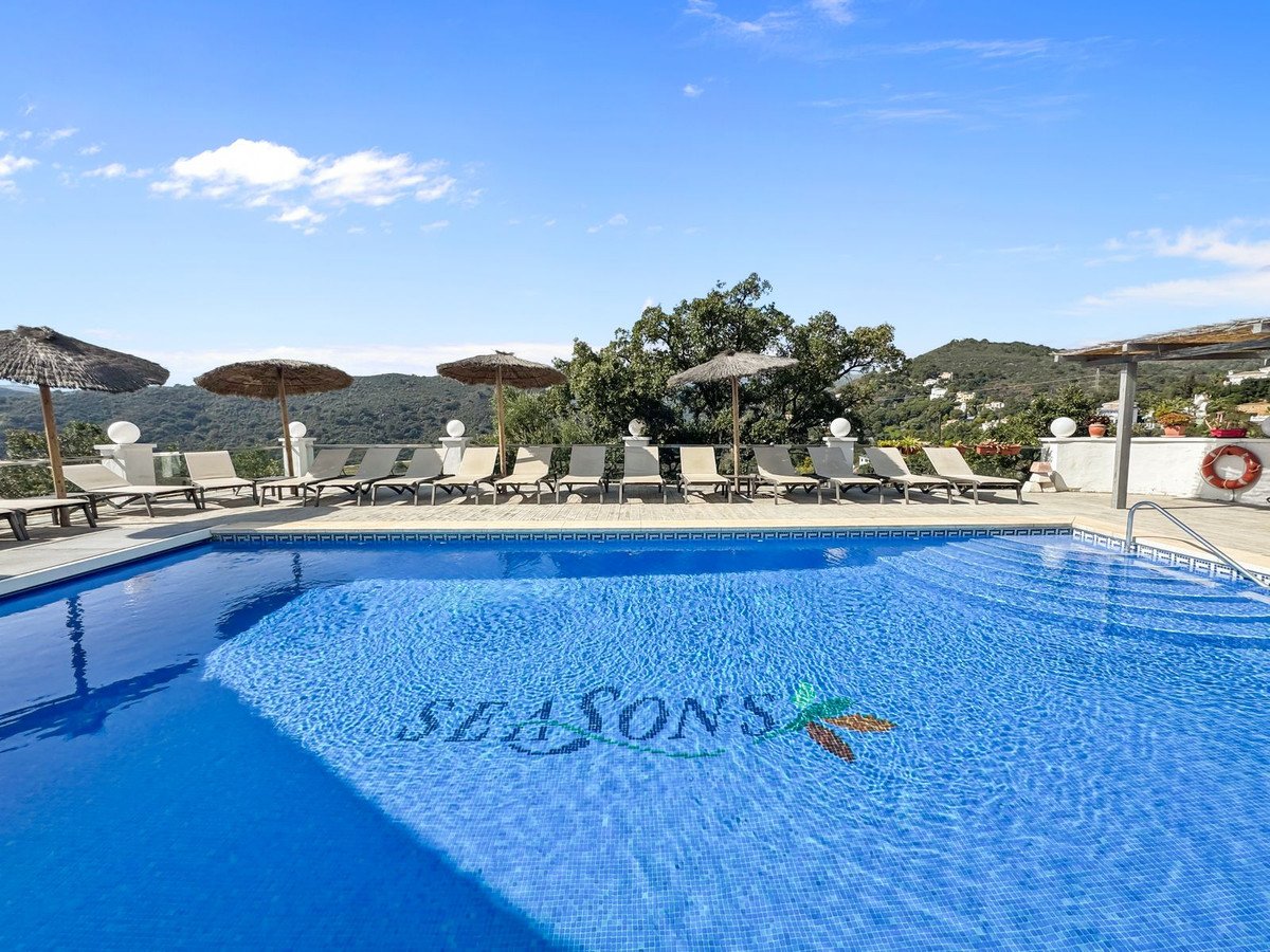 2 Bed Penthouse Duplex in Estepona