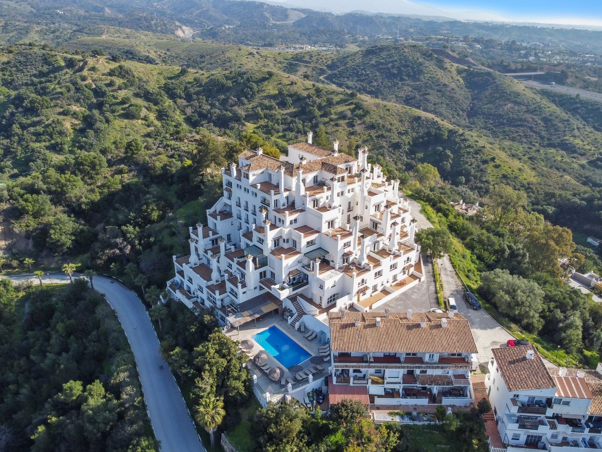 2 Bed Penthouse Duplex in Estepona