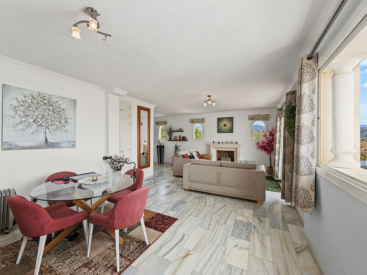 2 Bed Penthouse Duplex in Estepona