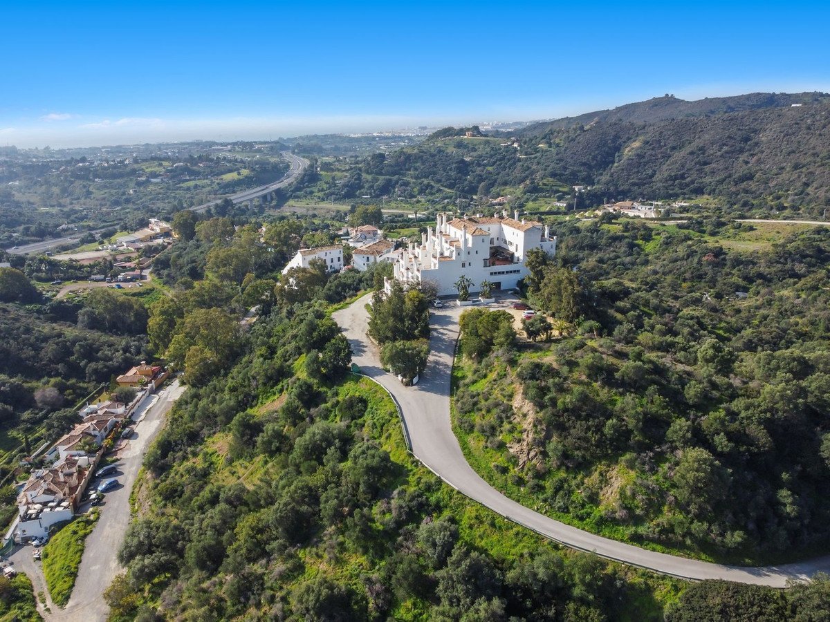 2 Bed Penthouse Duplex in Estepona