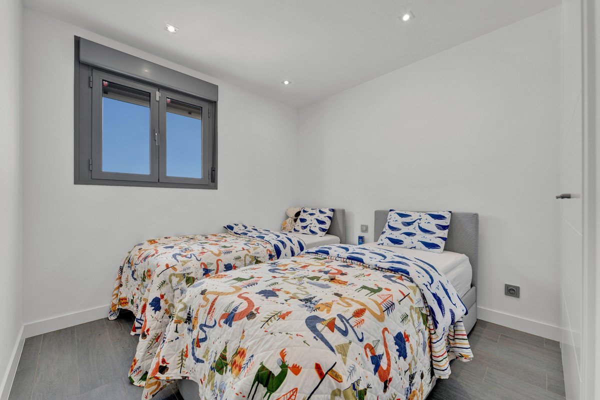 2 Bed Ground Floor Apartment in Benalmadena Pueblo