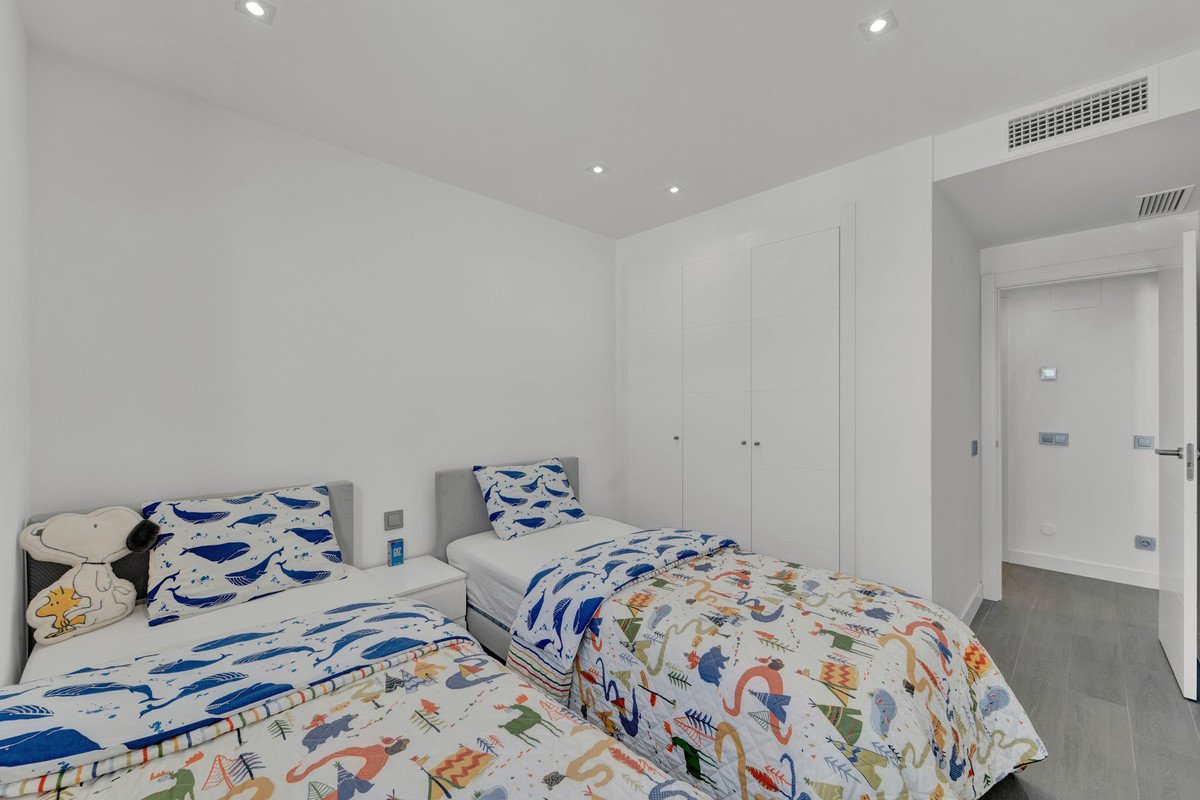 2 Bed Ground Floor Apartment in Benalmadena Pueblo