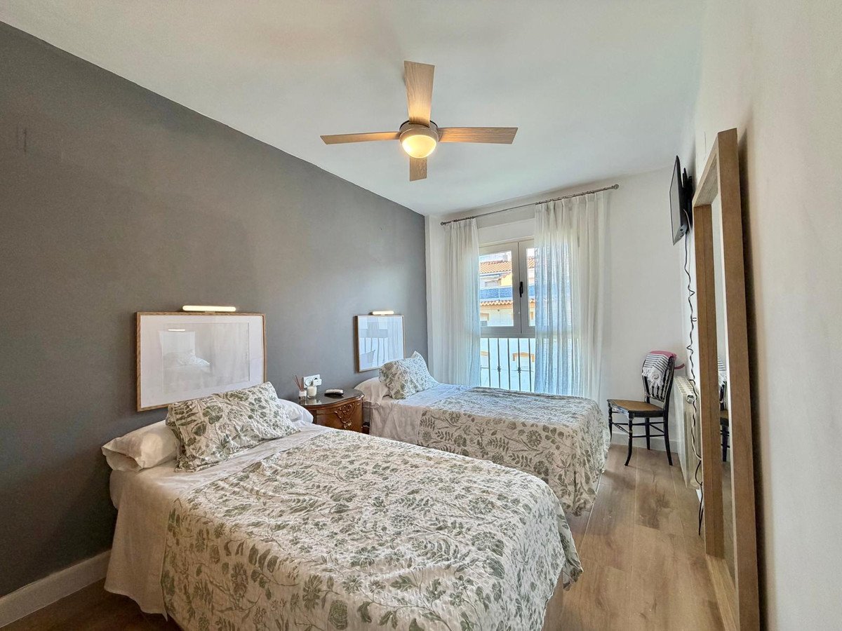 3 Bed Top Floor Apartment in Denia