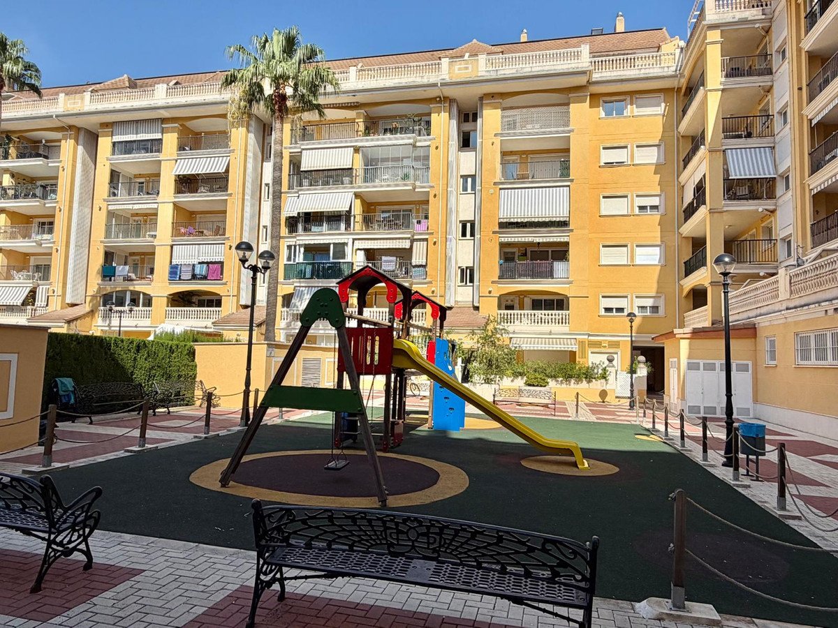 3 Bed Top Floor Apartment in Denia