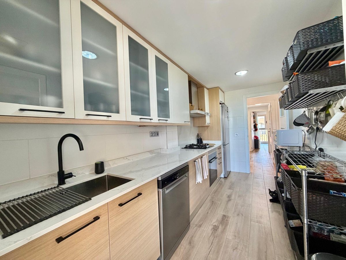 3 Bed Top Floor Apartment in Denia
