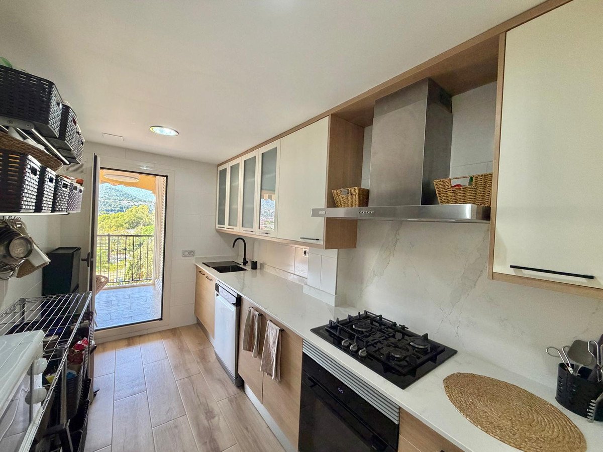 3 Bed Top Floor Apartment in Denia