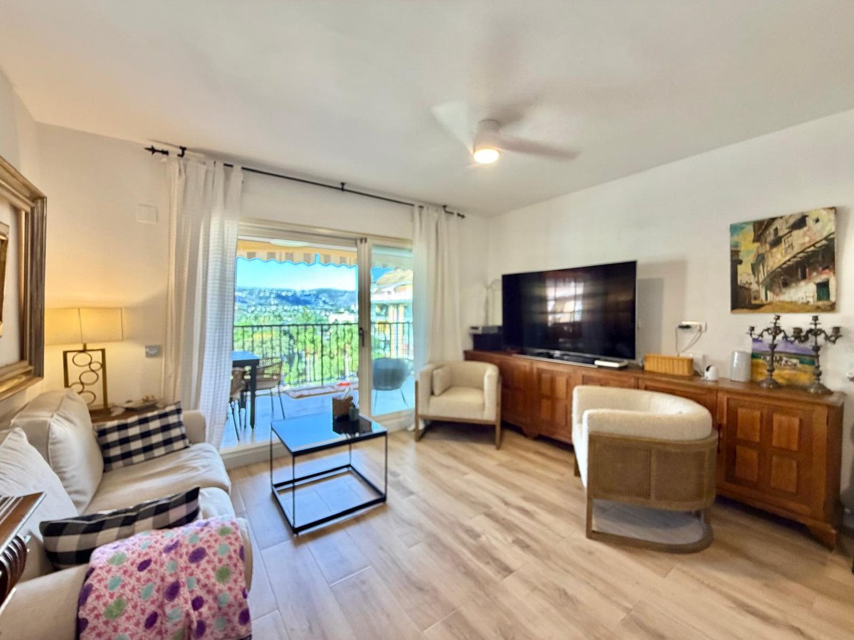 3 Bed Top Floor Apartment in Denia
