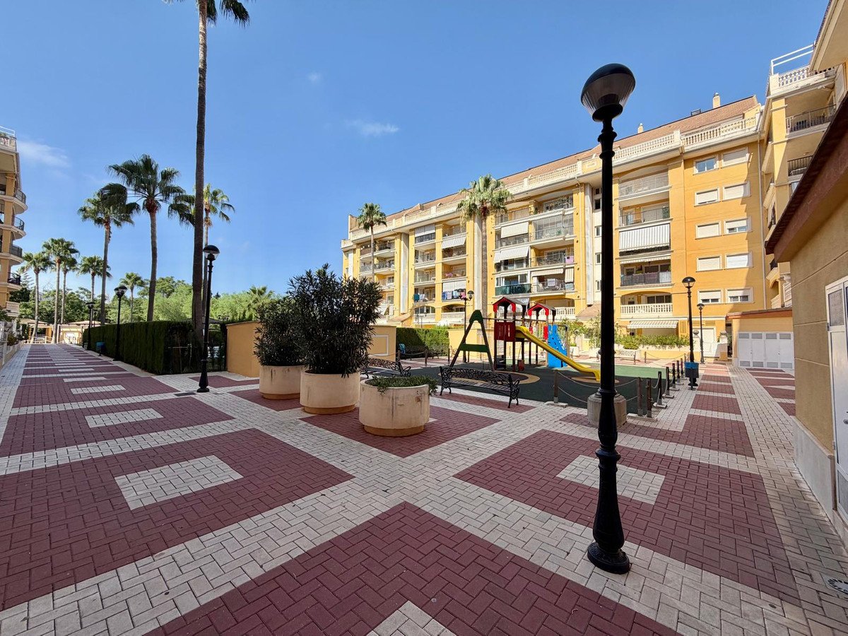 3 Bed Top Floor Apartment in Denia