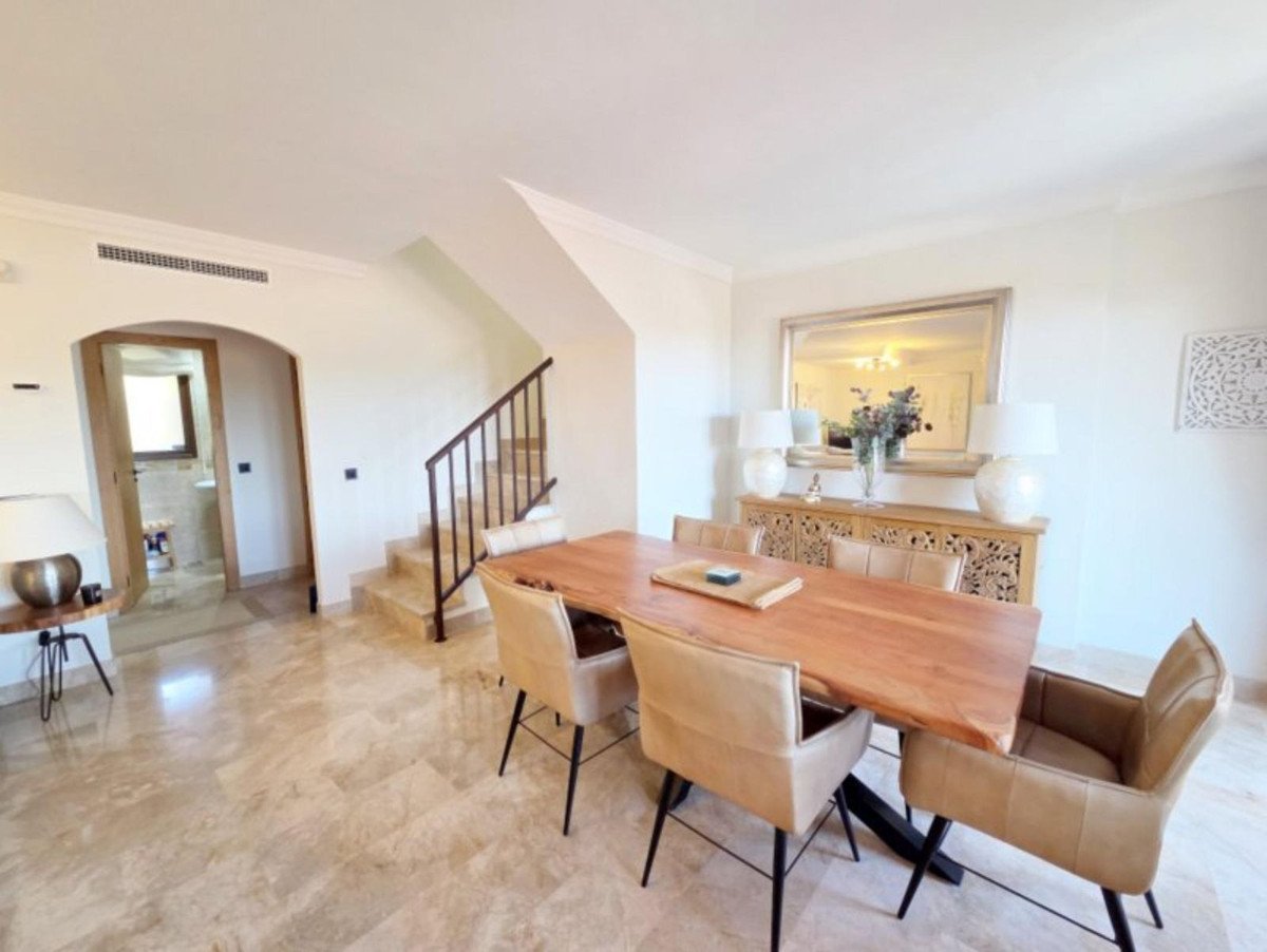 3 Bed Penthouse Duplex in La Duquesa