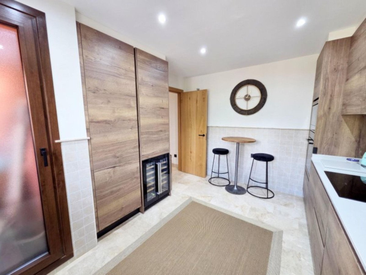 3 Bed Penthouse Duplex in La Duquesa