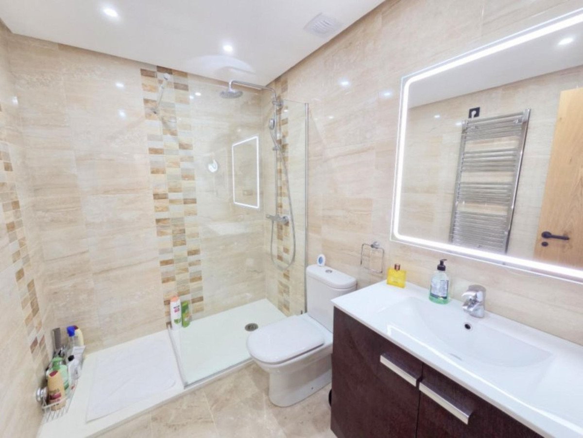 3 Bed Penthouse Duplex in La Duquesa