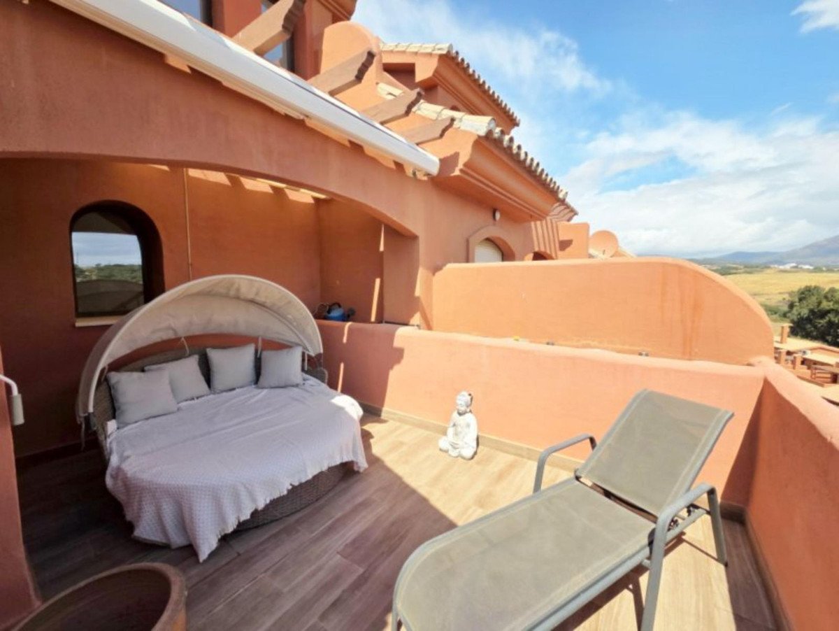 3 Bed Penthouse Duplex in La Duquesa