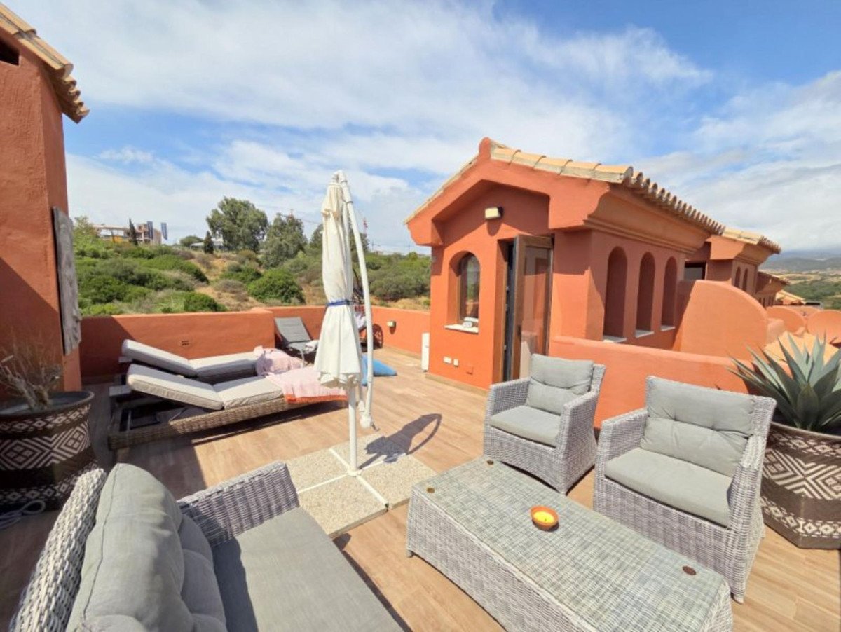 3 Bed Penthouse Duplex in La Duquesa