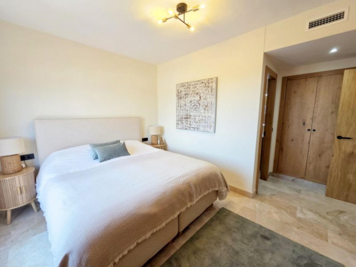 3 Bed Penthouse Duplex in La Duquesa