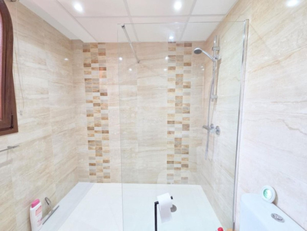 3 Bed Penthouse Duplex in La Duquesa