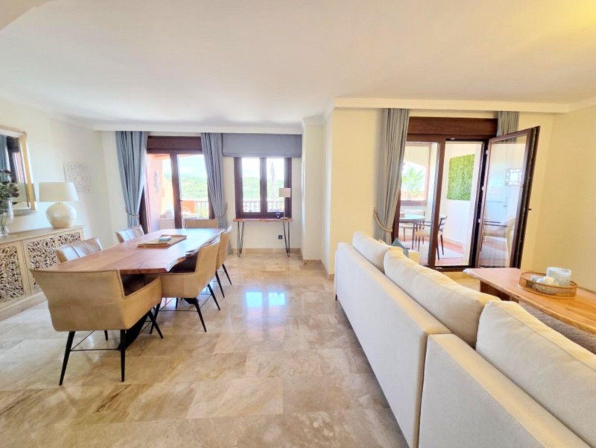 3 Bed Penthouse Duplex in La Duquesa