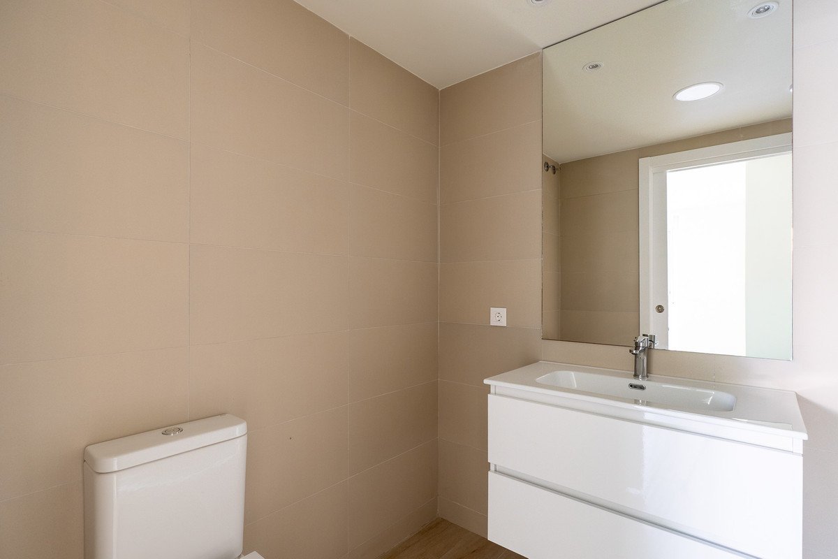 3 Bed Middle Floor Apartment in Javea