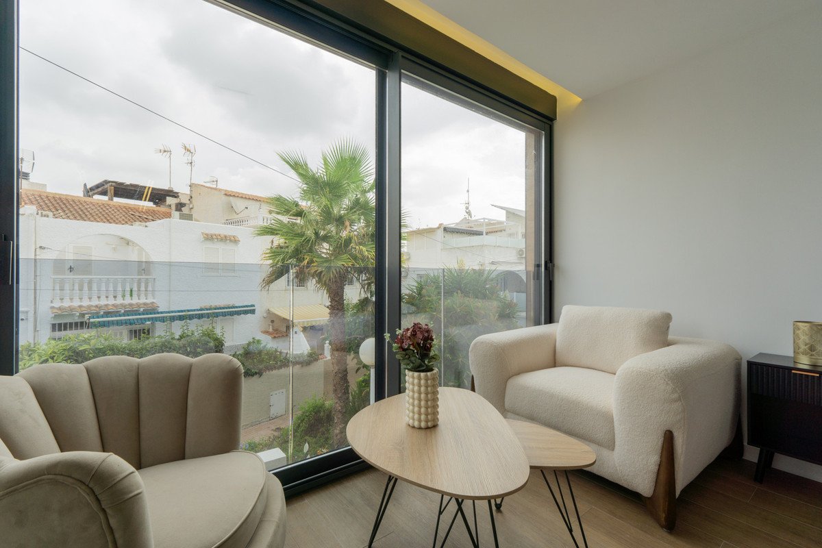 3 Bed Detached Villa in Torrevieja