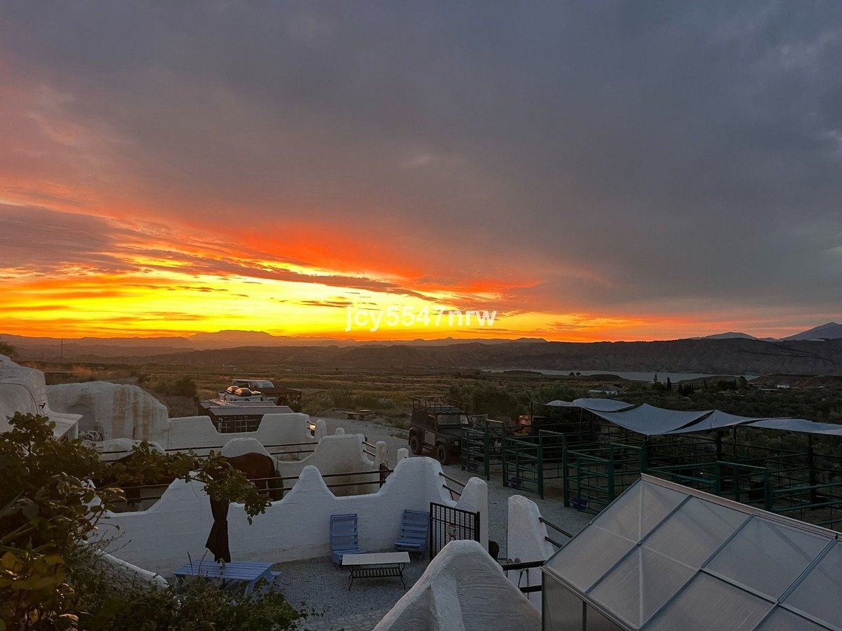 4 Bed Finca - Cortijo in Freila