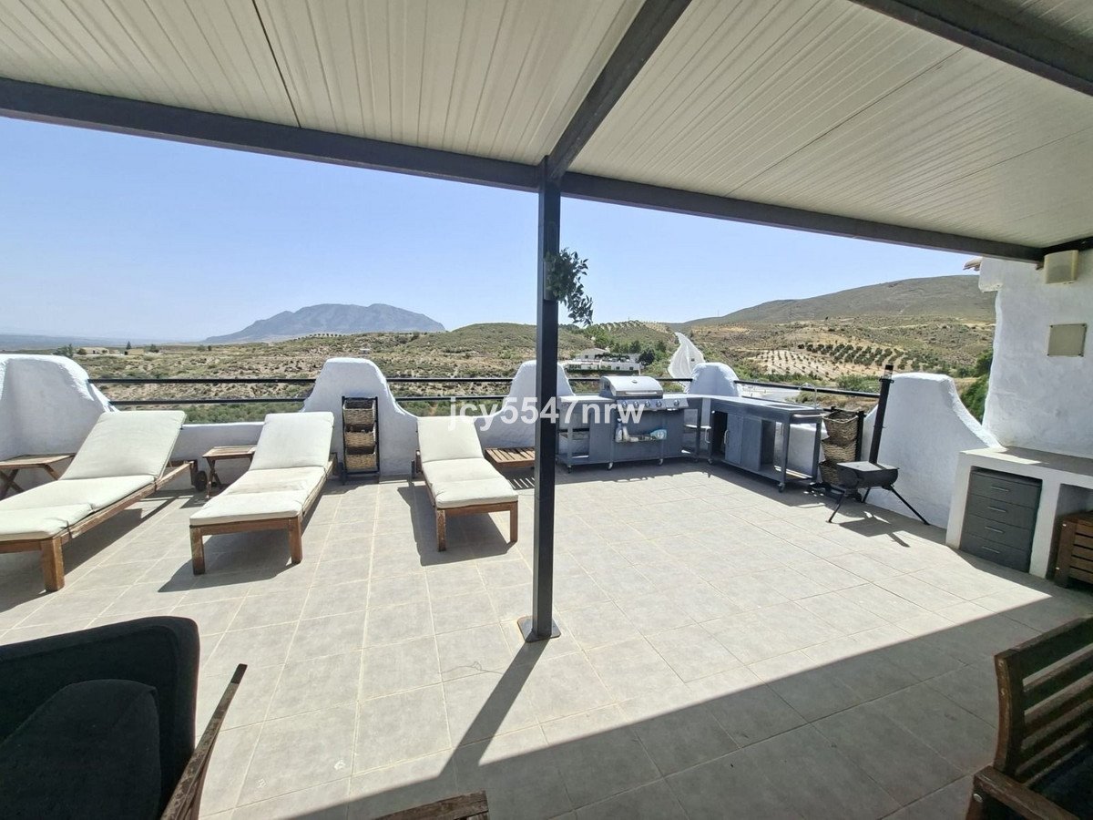 4 Bed Finca - Cortijo in Freila