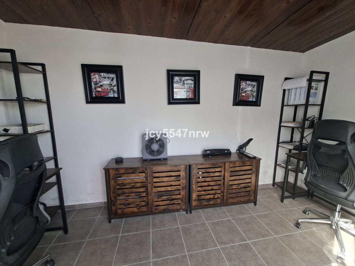 4 Bed Finca - Cortijo in Freila