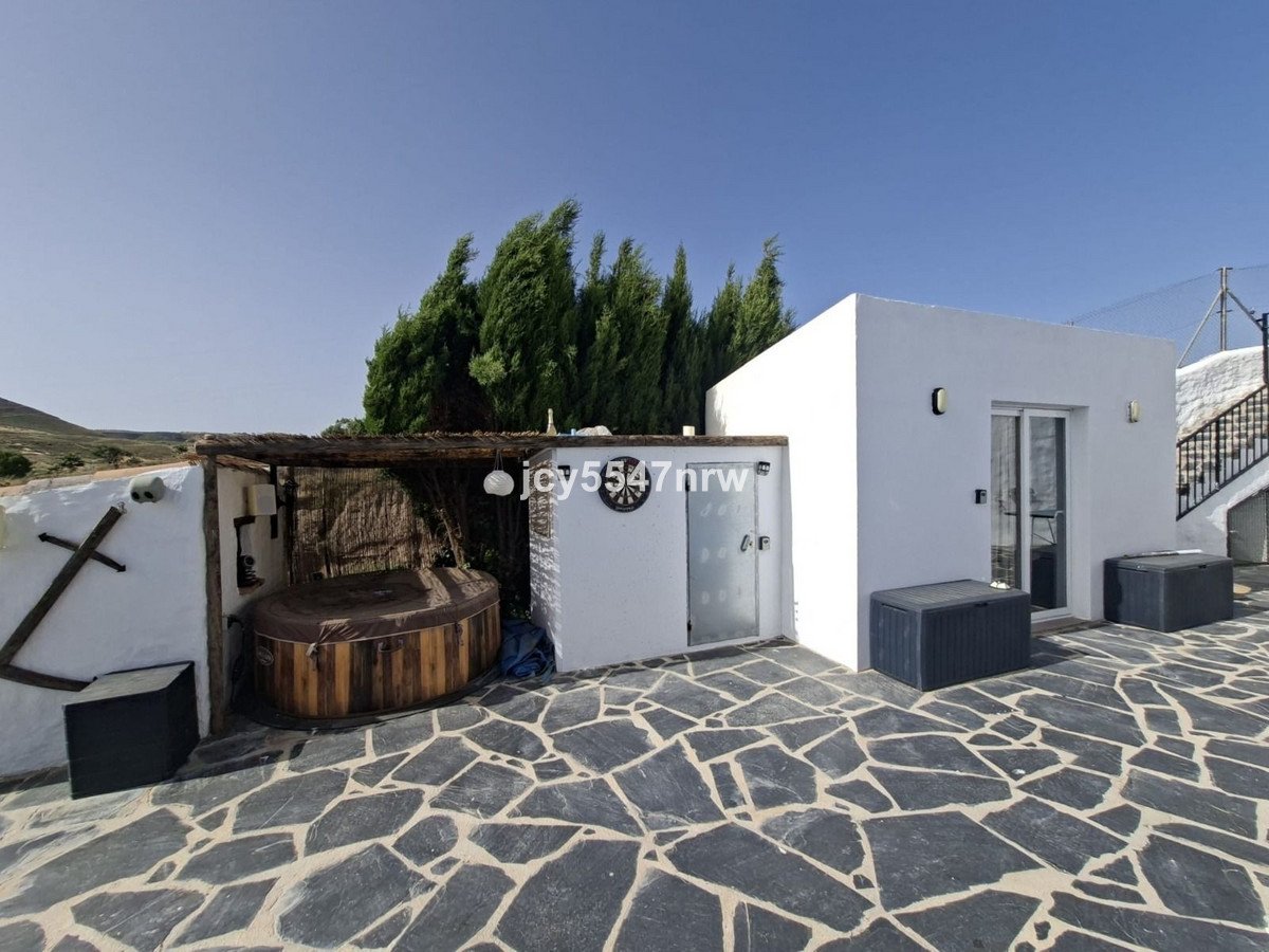 4 Bed Finca - Cortijo in Freila