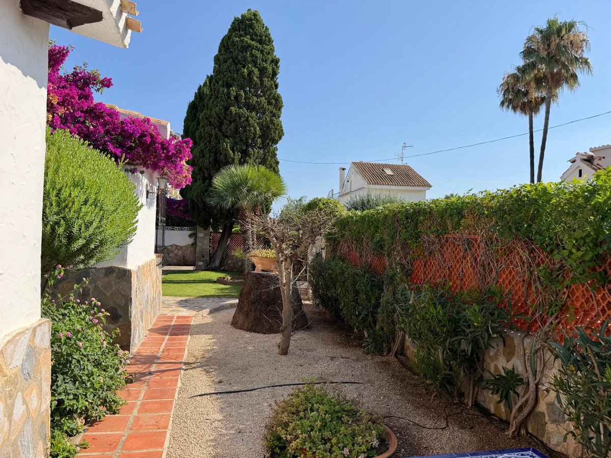 3 Bed Detached Villa in Denia