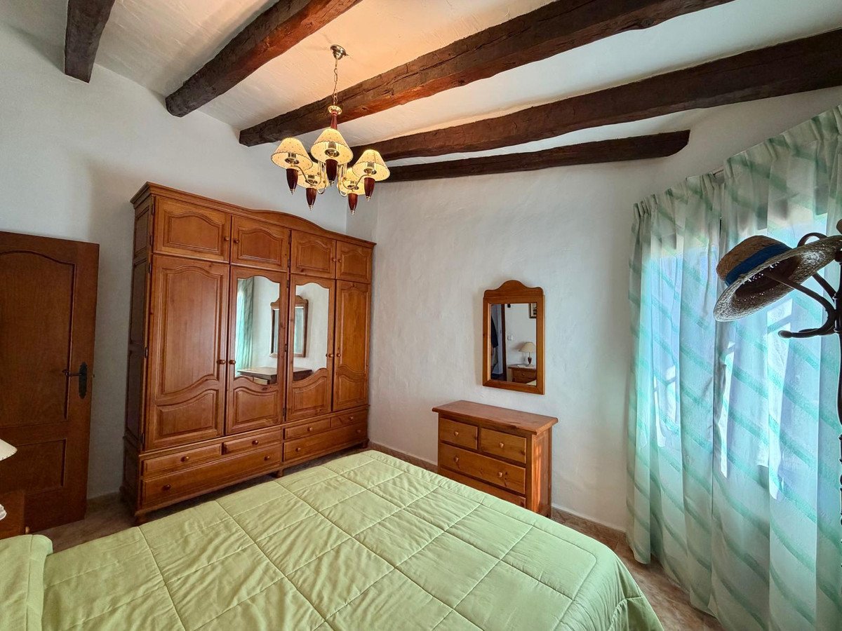 3 Bed Detached Villa in Denia