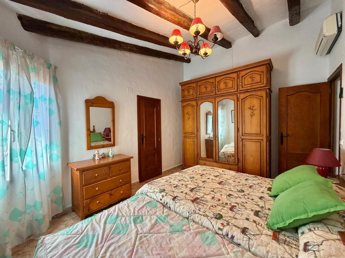 3 Bed Detached Villa in Denia
