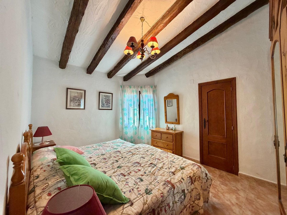 3 Bed Detached Villa in Denia