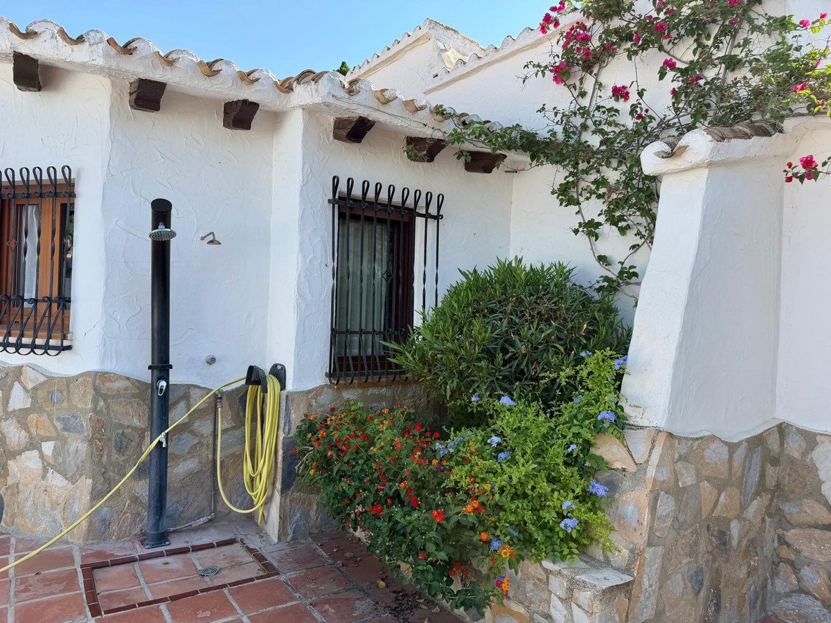 3 Bed Detached Villa in Denia
