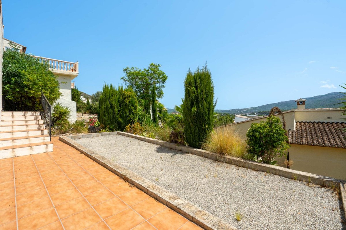 5 Bed Detached Villa in Jalon