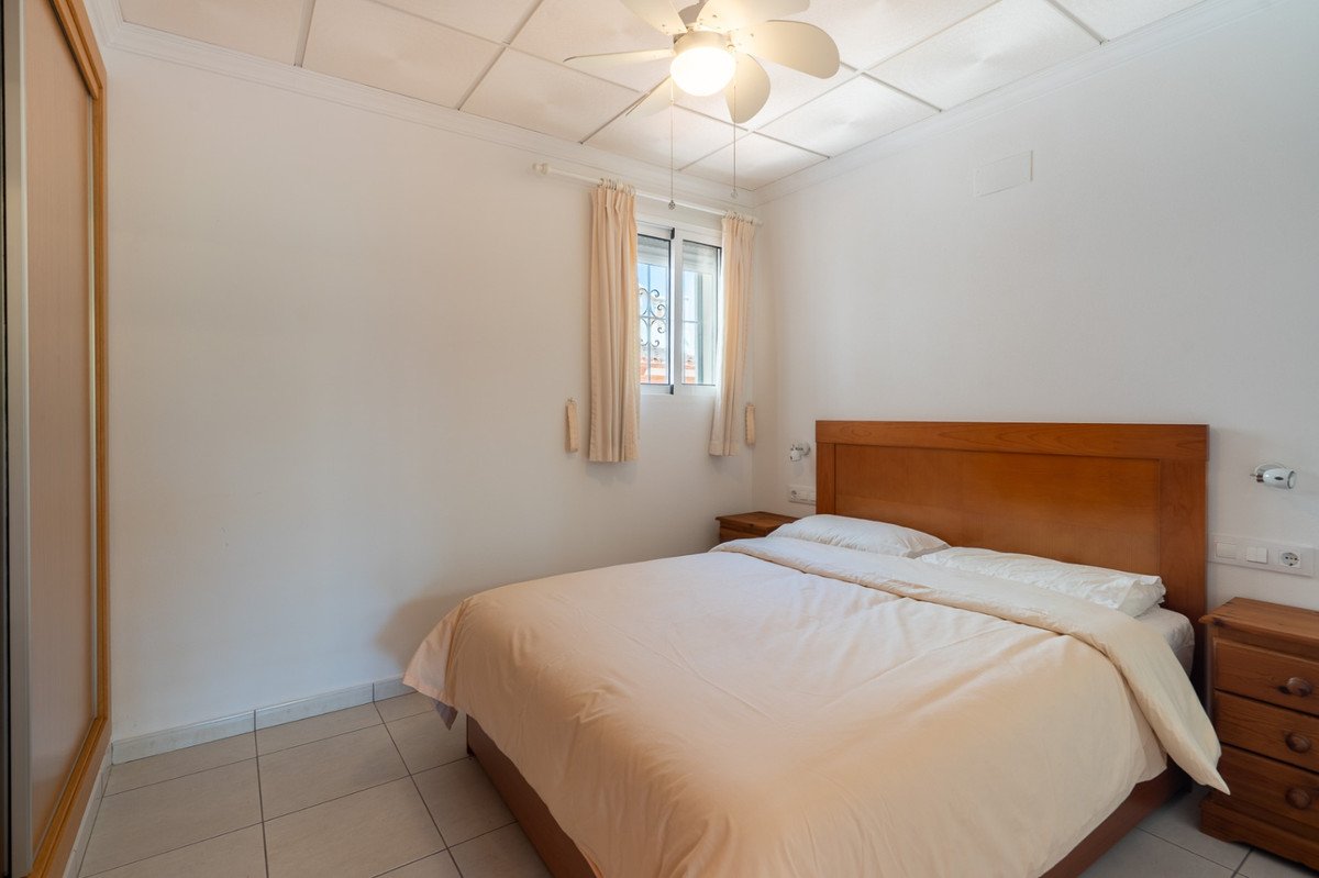 5 Bed Detached Villa in Jalon