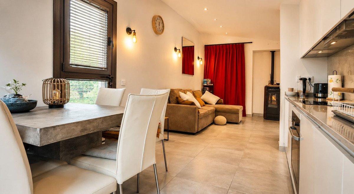 3 Bed Duplex in New Golden Mile