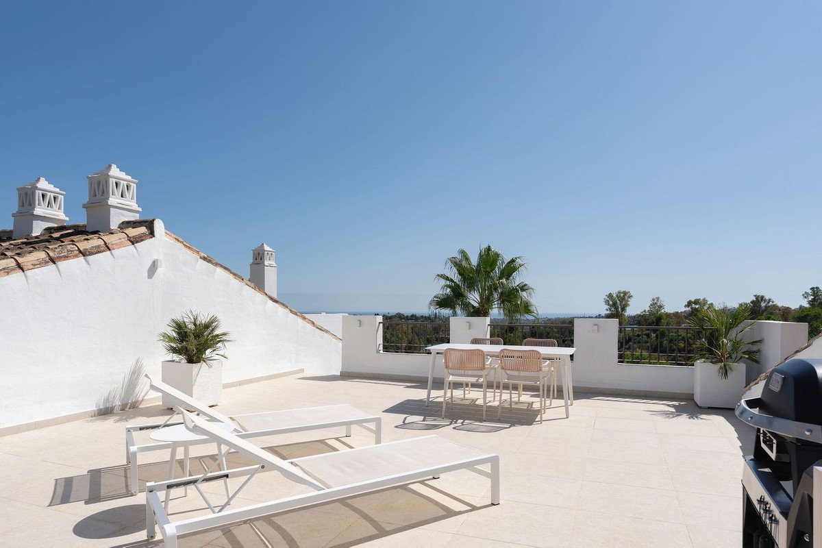 3 Bed Penthouse in Los Arqueros