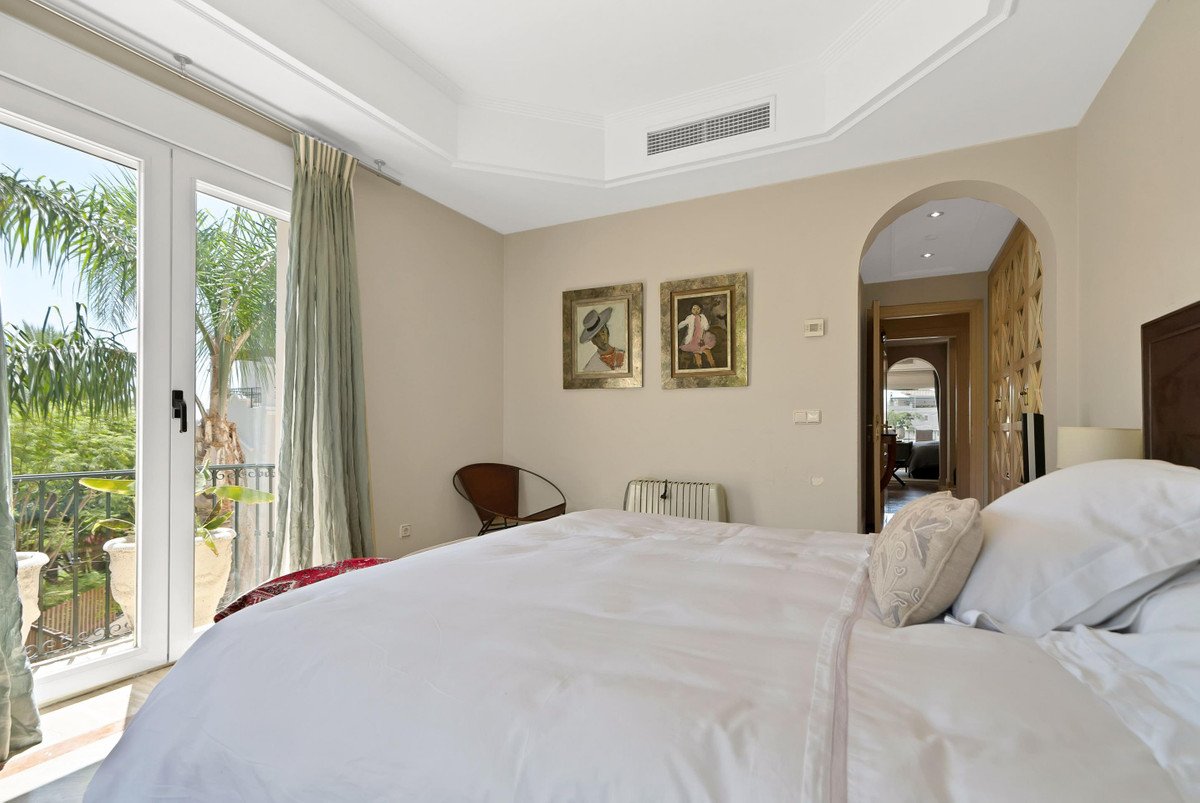 3 Bed Ground Floor Apartment in Marbella