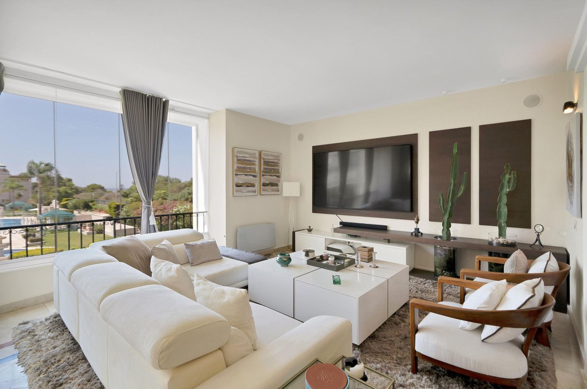 3 Bed Ground Floor Apartment in Marbella