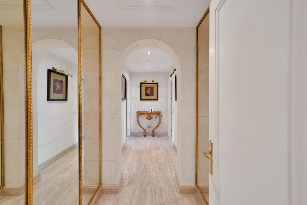 3 Bed Ground Floor Apartment in Marbella