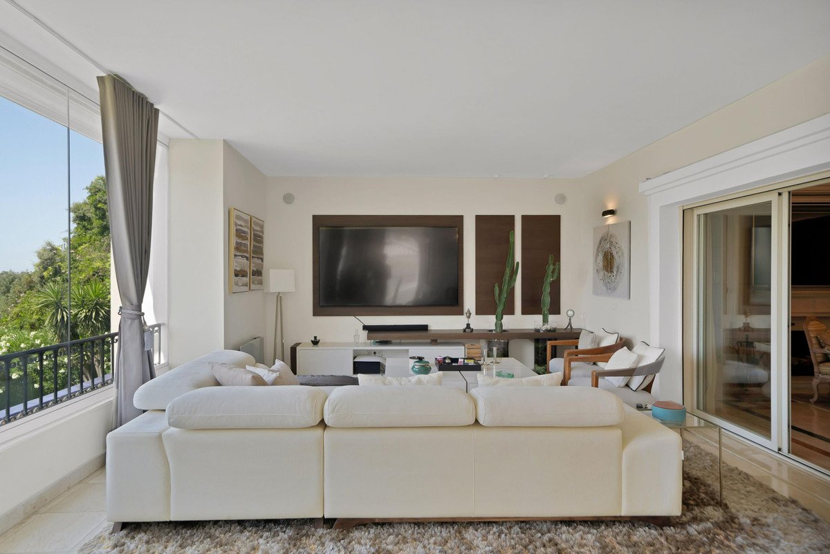 3 Bed Ground Floor Apartment in Marbella