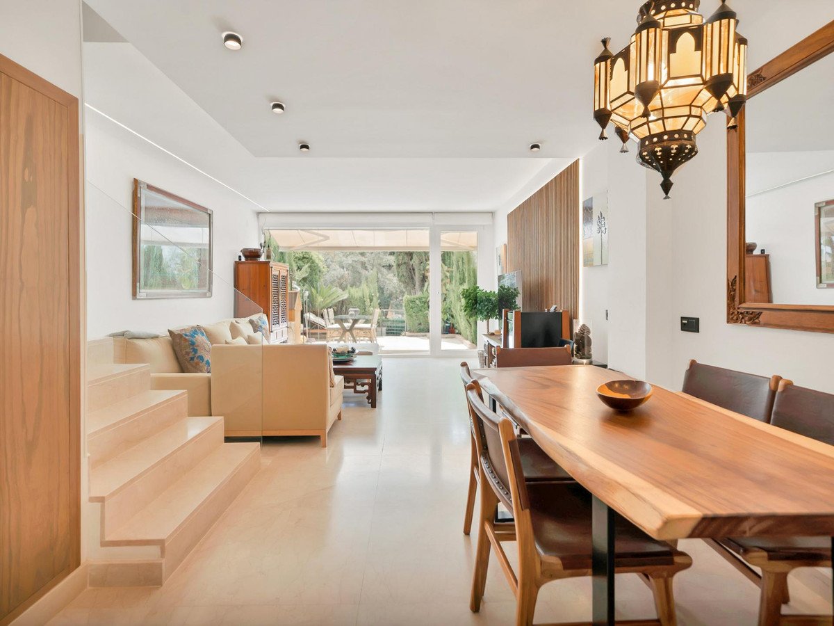 4 Bed Townhouse in Bahía de Marbella