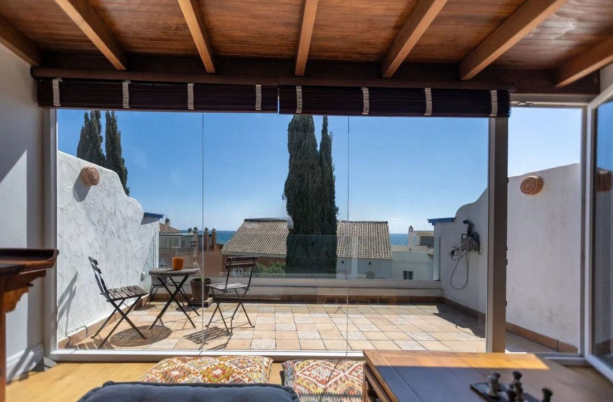 4 Bed Townhouse in Bahía de Marbella