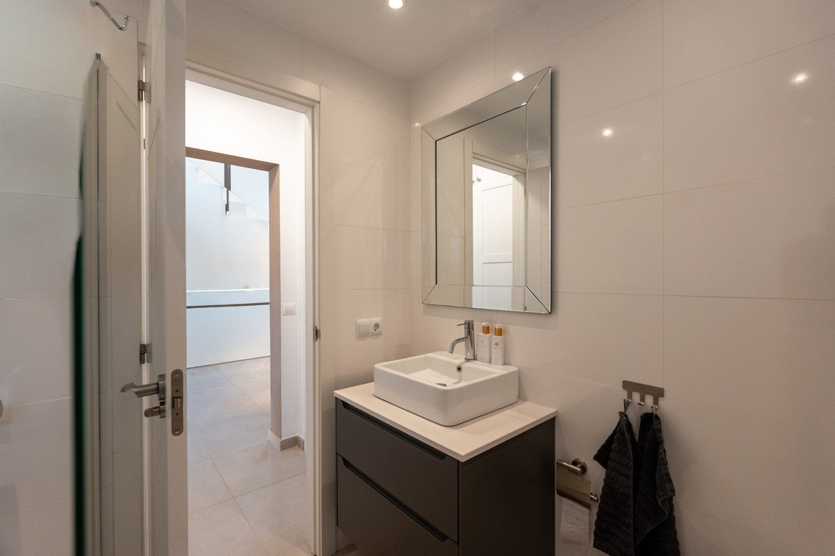 5 Bed Detached Villa in Nueva Andalucía