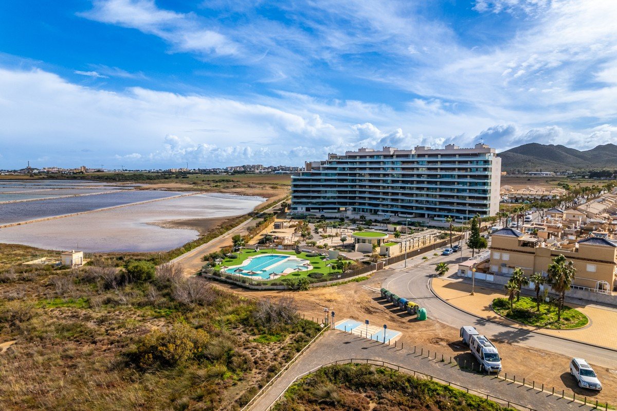 2 Bed Ground Floor Apartment in Playa Honda