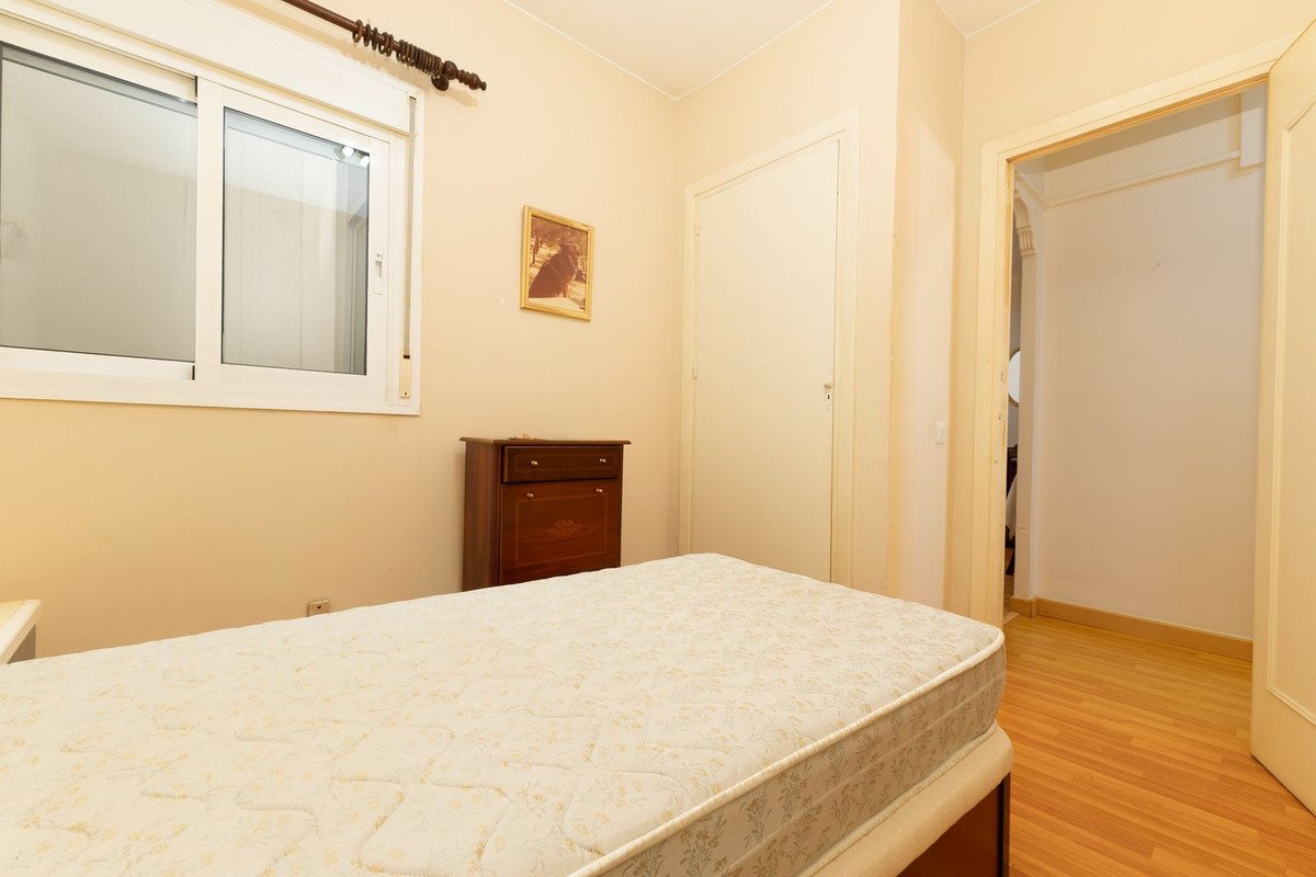 2 Bed Top Floor Apartment in Fuengirola