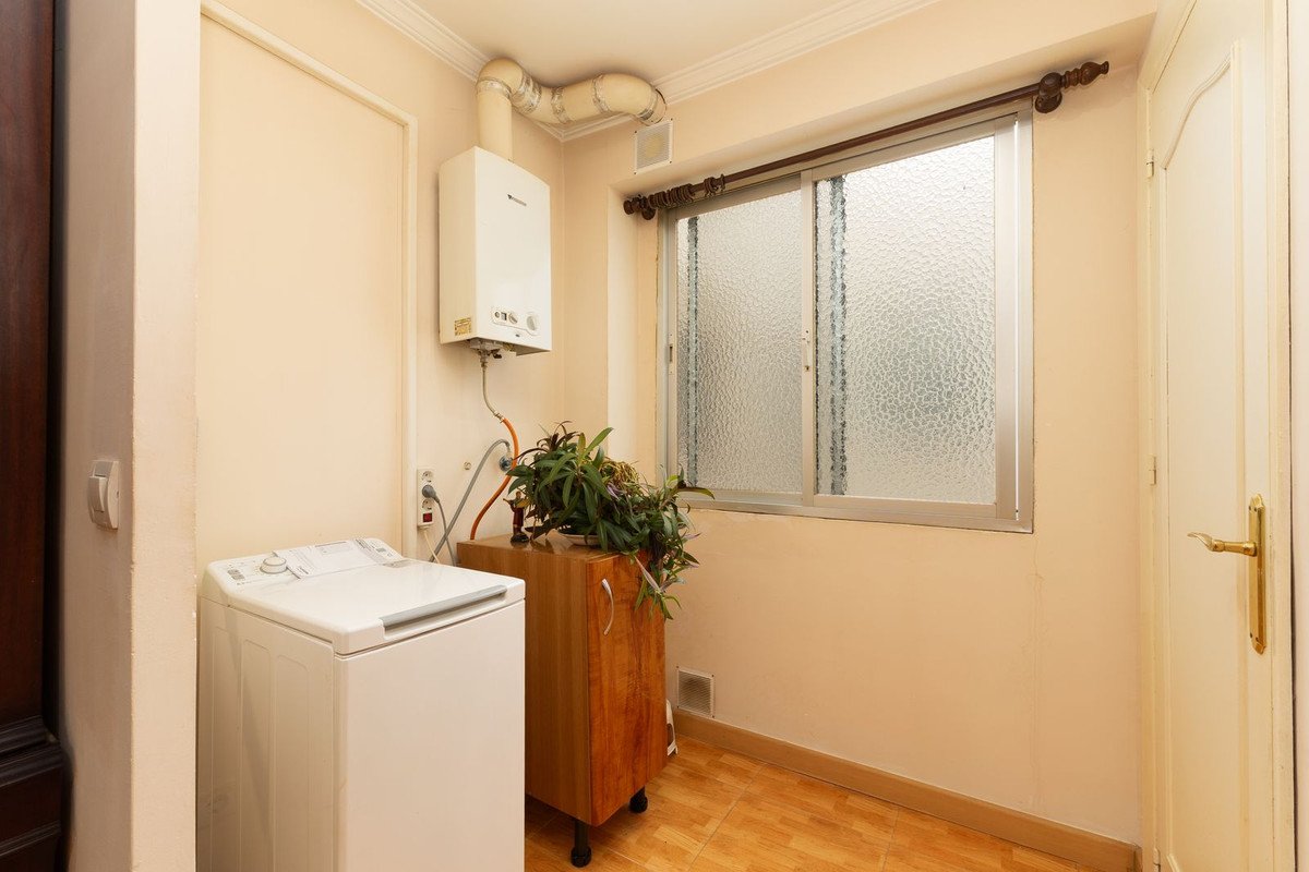 2 Bed Top Floor Apartment in Fuengirola