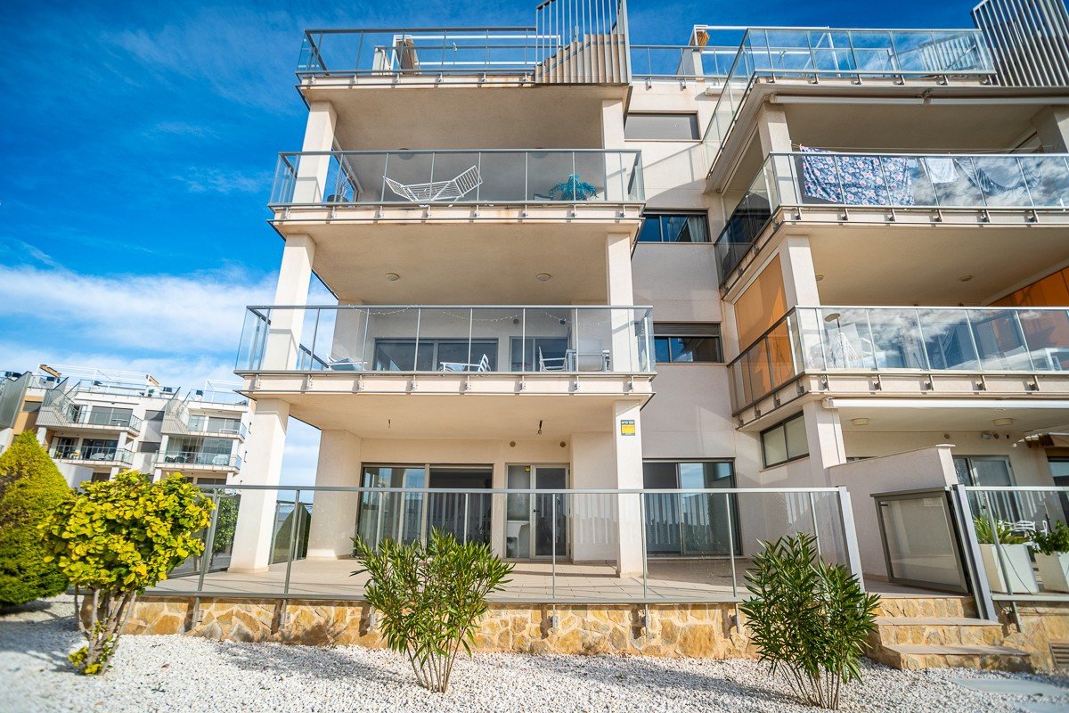 3 Bed Ground Floor Apartment in Los Dolses
