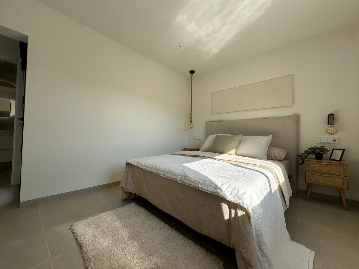 2 Bed Semi-Detached House in Santiago de la Ribera