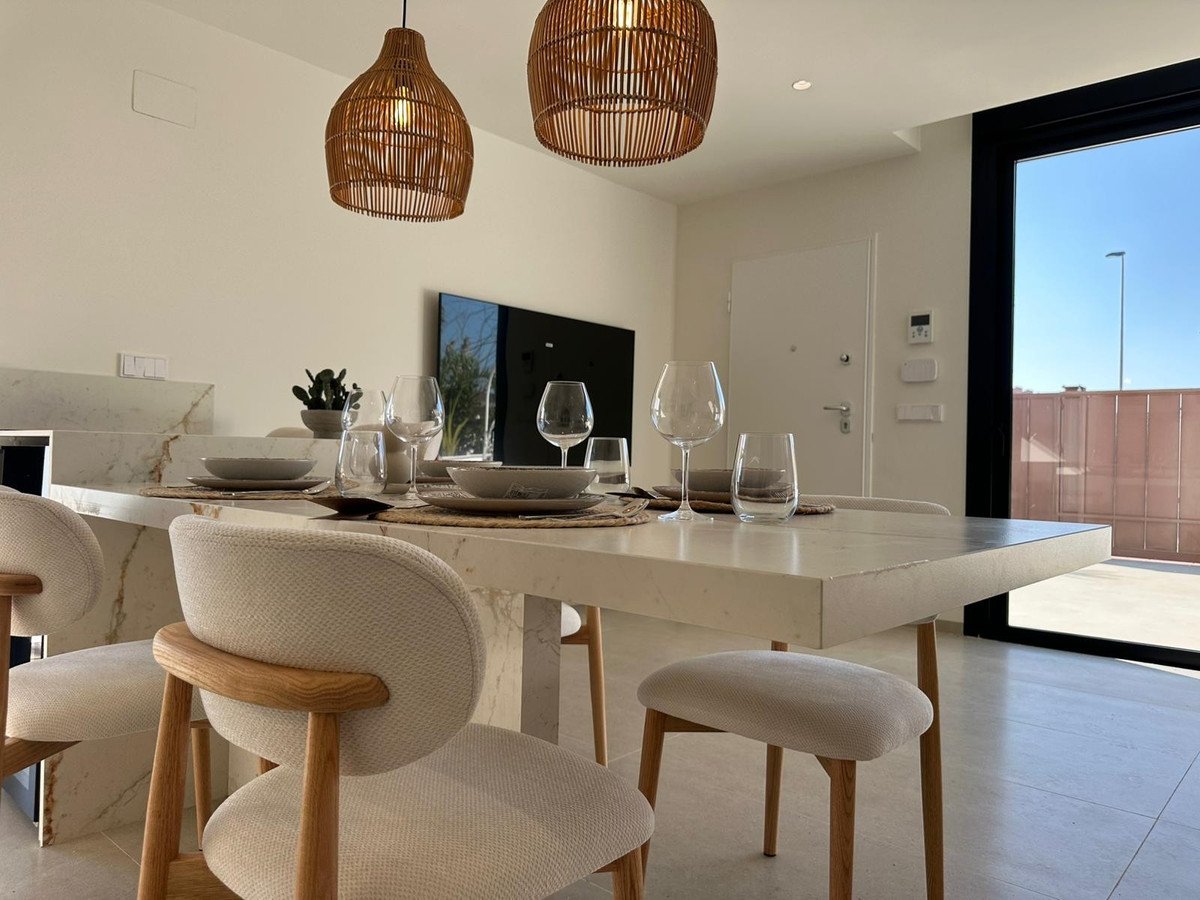 2 Bed Semi-Detached House in Santiago de la Ribera